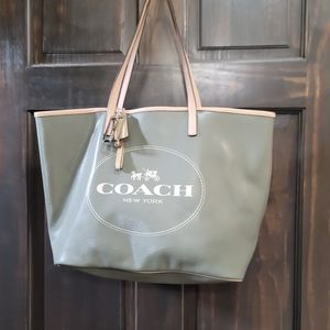 Coach metro tote
